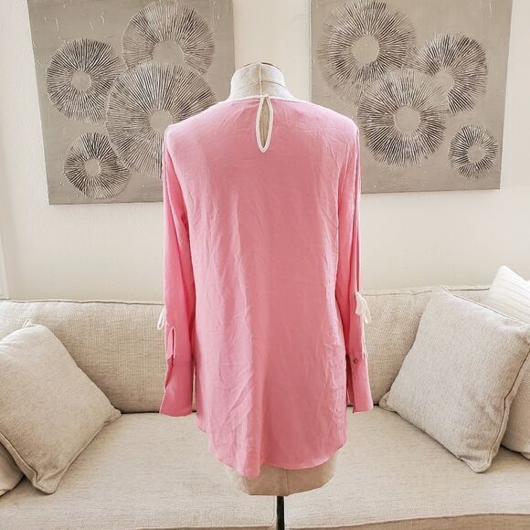 Vince Camuto Split Sleeve Top size Small in Pink - Picture 8 of 13